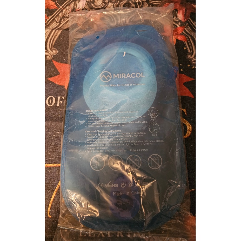 Miracol 2.0L Hydration Bladder Water Reservoir for Hiking Backpack Blue NEW